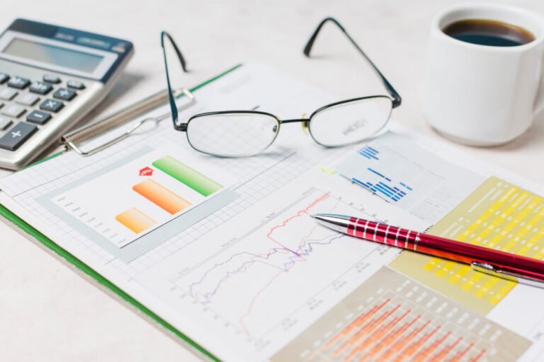 Read more about the article Top 5 Advantages Of Having An Outsourced Bookkeeper